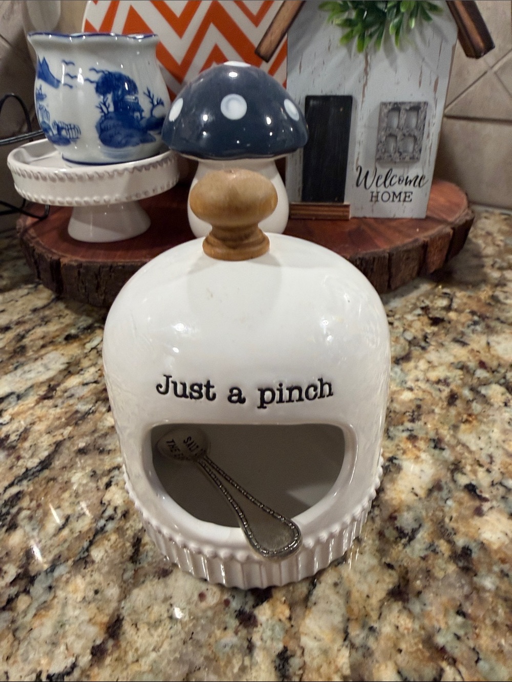 Mud Pie 'Just a Pinch' White Ceramic Salt Keeper